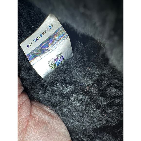 UGG Classic Mini black chunky Sequin boot in black mirror bling sz 9 iob - Picture 13 of 14